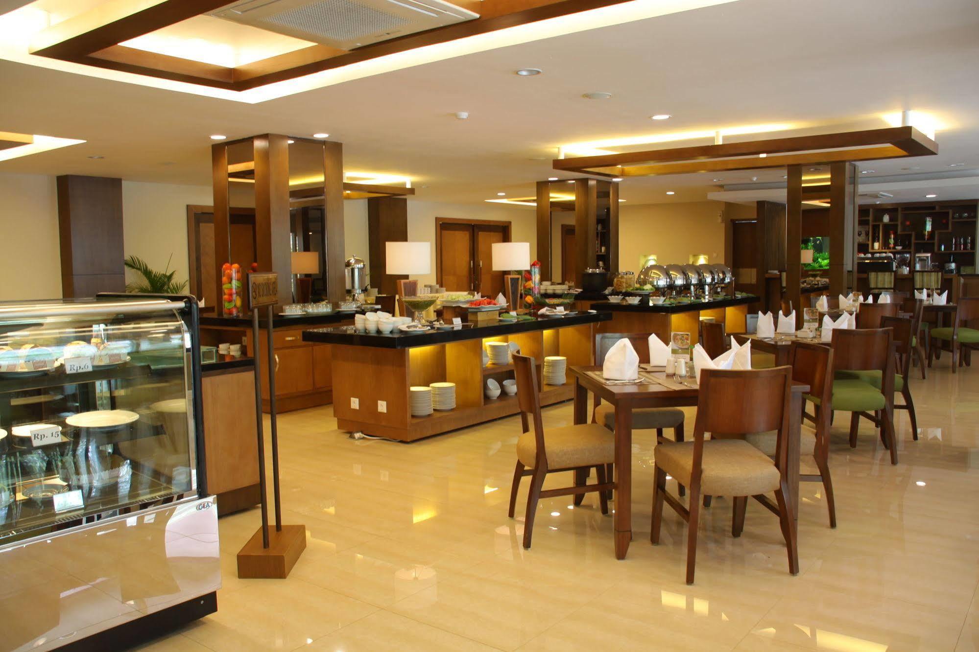 Hotel Anggrek Gandasari Bandung Exterior photo